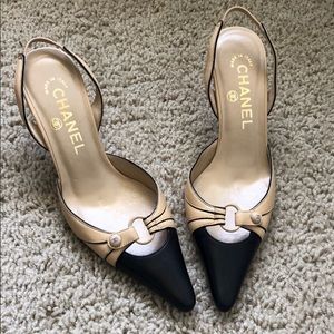 CHANEL PUMPS